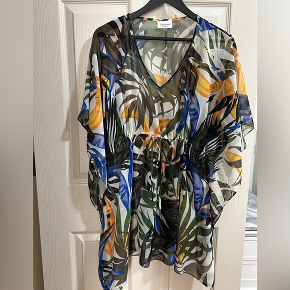 Calvin Klein Other - CALVIN KLEIN SWIM COVER UP TROPICAL PALM PRINT NEW WITHOUT TAG SZ S - M COVERUP